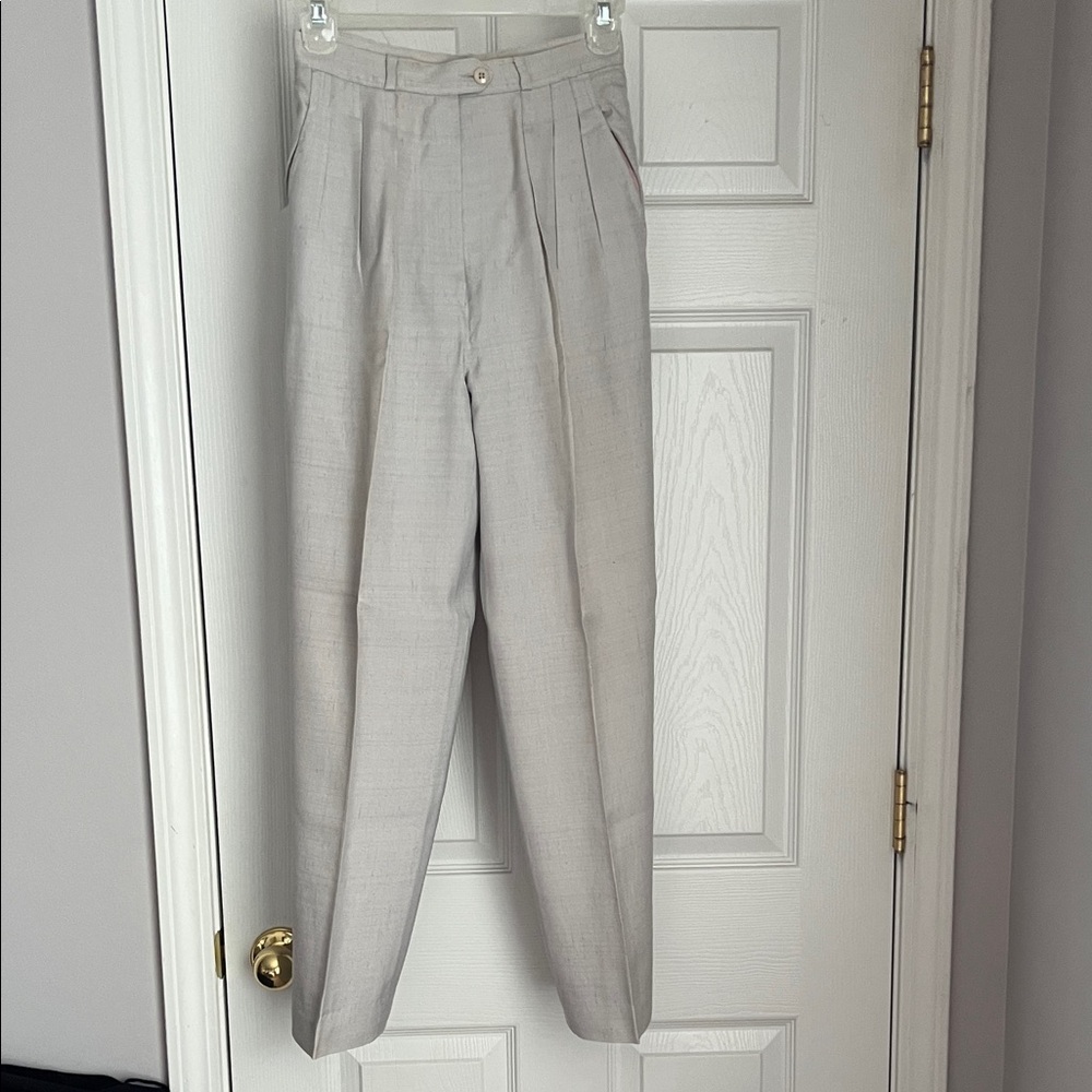 Lillie Rubin Women’s Elegant Light Grey Pants